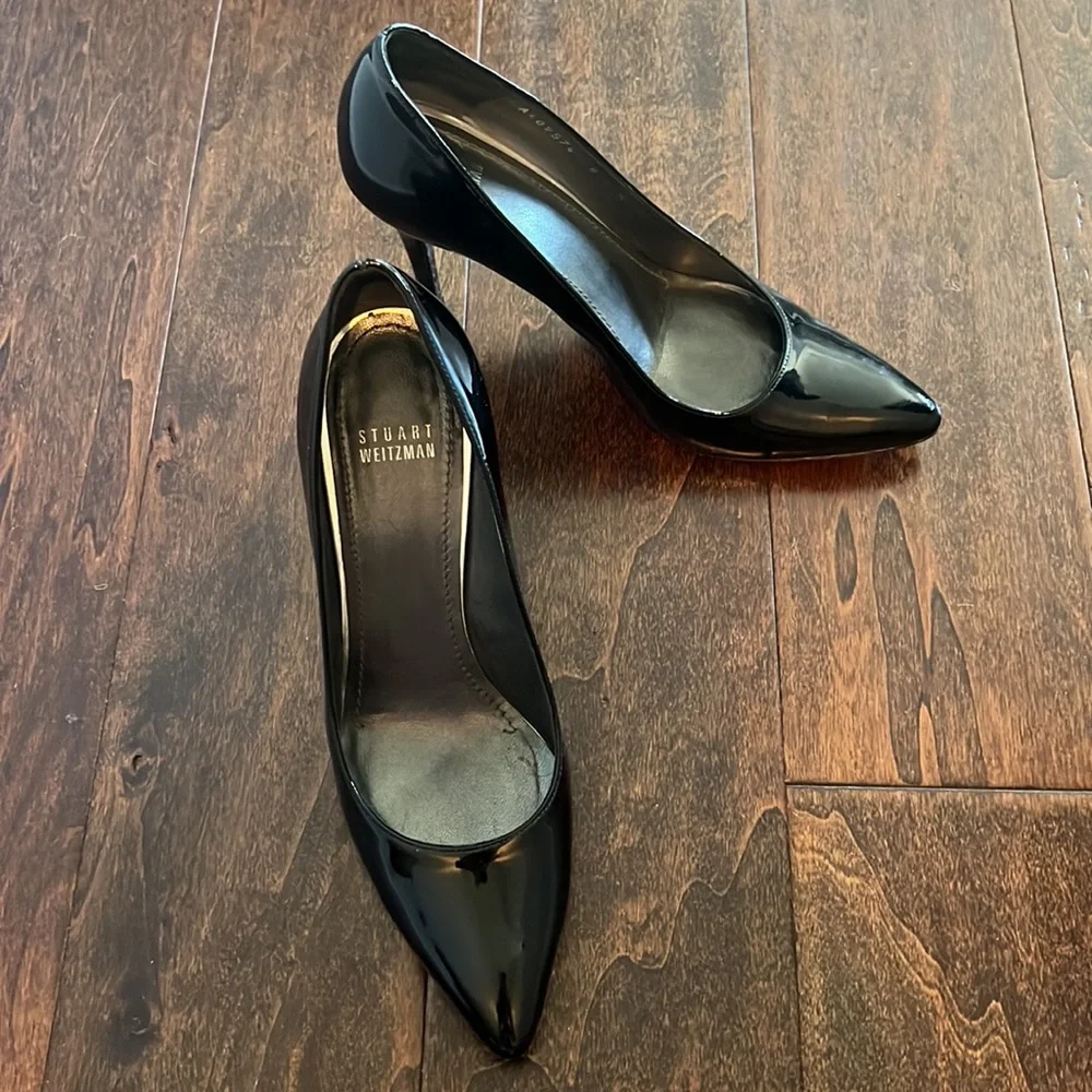 Stuart Weitzman Black pumps - Picture 2 of 5